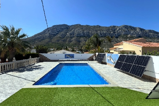 Villa in Denia zur Ferienvermietung, Wohnfläche 166 m², Baujahr 1978, + Ofen, Klimaanlage, Grundstück 802 m², 2 Schlafzimmer, 2 Badezimmer, Pool, ref.: T-0224-28