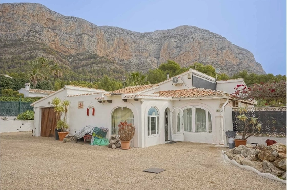 Villa in Javea(Ermita) zu verkaufen, Wohnfläche 198 m², Klimaanlage, Grundstück 1612 m², 3 Schlafzimmer, 2 Badezimmer, ref.: BP-4365JAV-9