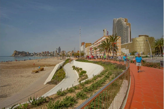 Apartment in Benidorm(Playa Poniente) zu verkaufen, Wohnfläche 100 m², Klimaanlage, 2 Schlafzimmer, 2 Badezimmer, ref.: BP-7054BED-29