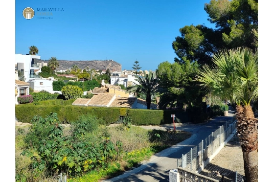 Villa in Javea zu verkaufen, Wohnfläche 176 m², Baujahr 1980, Klimaanlage, Grundstück 1606 m², 3 Schlafzimmer, 3 Badezimmer, Pool, ref.: MV-M-2510-14