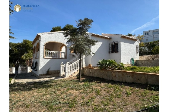 Villa in Javea zu verkaufen, Wohnfläche 176 m², Baujahr 1980, Klimaanlage, Grundstück 1606 m², 3 Schlafzimmer, 3 Badezimmer, Pool, ref.: MV-M-2510-3