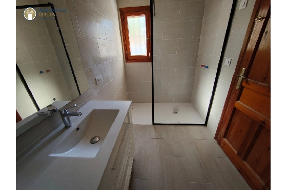 Villa in Javea zu verkaufen, Wohnfläche 176 m², Baujahr 1980, Klimaanlage, Grundstück 1606 m², 3 Schlafzimmer, 3 Badezimmer, Pool, ref.: MV-M-2510-36