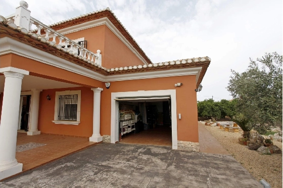 Villa in Denia zu verkaufen, Wohnfläche 442 m², Zustand gepflegt, + Zentralheizung, Grundstück 4441 m², 3 Schlafzimmer, 4 Badezimmer, Pool, ref.: MNC-0124-25