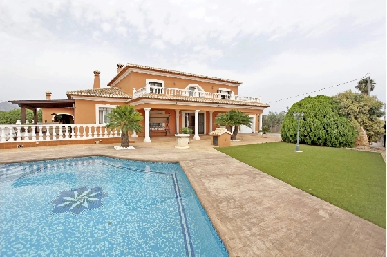 Villa in Denia zu verkaufen, Wohnfläche 442 m², Zustand gepflegt, + Zentralheizung, Grundstück 4441 m², 3 Schlafzimmer, 4 Badezimmer, Pool, ref.: MNC-0124-43