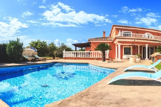 Villa in Denia zu verkaufen, Wohnfläche 442 m², Zustand gepflegt, + Zentralheizung, Grundstück 4441 m², 3 Schlafzimmer, 4 Badezimmer, Pool, ref.: MNC-0124-6