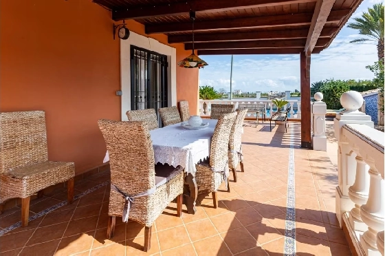 Villa in Denia zu verkaufen, Wohnfläche 442 m², Zustand gepflegt, + Zentralheizung, Grundstück 4441 m², 3 Schlafzimmer, 4 Badezimmer, Pool, ref.: MNC-0124-74