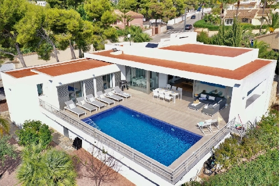 Villa in Benissa(Baladrar) zu verkaufen, Wohnfläche 222 m², Klimaanlage, Grundstück 966 m², 3 Schlafzimmer, 2 Badezimmer, Pool, ref.: CA-H-1755-AMB-17