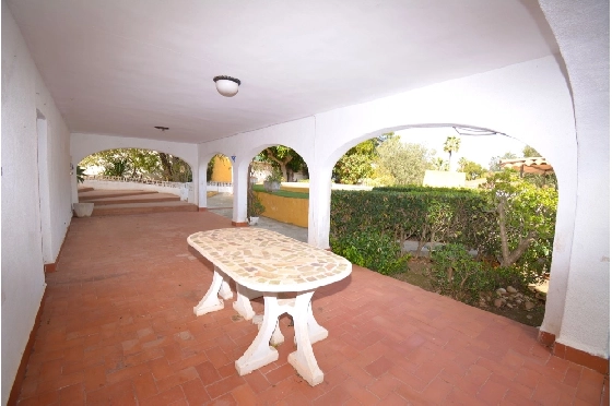 Villa in Denia zu verkaufen, Wohnfläche 230 m², Baujahr 1974, Zustand gepflegt, + Zentralheizung, Klimaanlage, Grundstück 1396 m², 4 Schlafzimmer, 2 Badezimmer, Pool, ref.: BC-7708-10