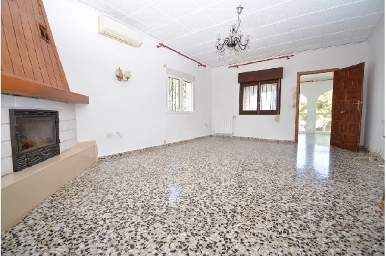 Villa in Denia zu verkaufen, Wohnfläche 230 m², Baujahr 1974, Zustand gepflegt, + Zentralheizung, Klimaanlage, Grundstück 1396 m², 4 Schlafzimmer, 2 Badezimmer, Pool, ref.: BC-7708-28