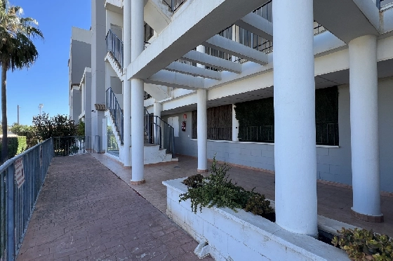 Apartment in Denia zur Ferienvermietung, Wohnfläche 86 m², Baujahr 2006, Zustand modernisiert, + Zentralheizung, Klimaanlage, Grundstück 46 m², 2 Schlafzimmer, 2 Badezimmer, Pool, ref.: T-0324-23