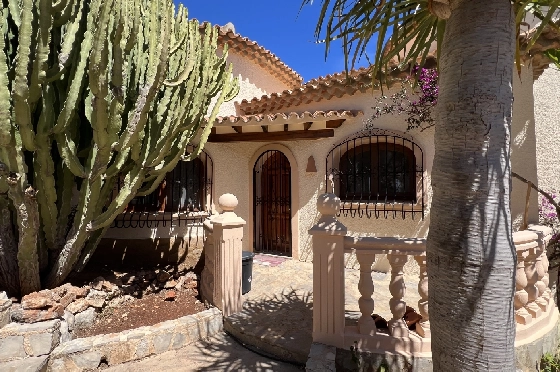 Villa in Denia(Marquesa V) zur Ferienvermietung, Wohnfläche 216 m², Baujahr 1995, Zustand teil vollreneinviert, + KLIMA, Klimaanlage, Grundstück 1 m², 3 Schlafzimmer, 2 Badezimmer, Pool, ref.: T-1323-16