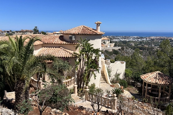 Villa in Denia(Marquesa V) zur Ferienvermietung, Wohnfläche 216 m², Baujahr 1995, Zustand teil vollreneinviert, + KLIMA, Klimaanlage, Grundstück 1 m², 3 Schlafzimmer, 2 Badezimmer, Pool, ref.: T-1323-19