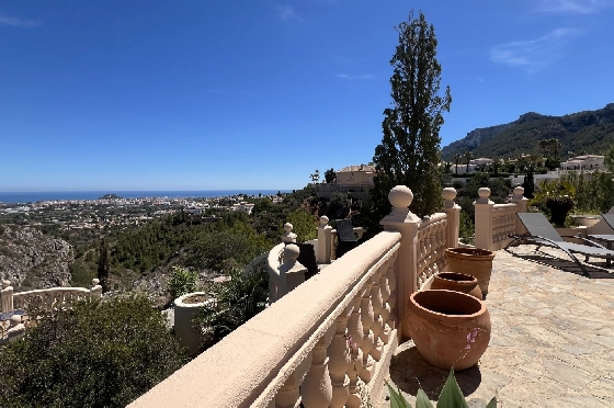 Villa in Denia(Marquesa V) zur Ferienvermietung, Wohnfläche 216 m², Baujahr 1995, Zustand teil vollreneinviert, + KLIMA, Klimaanlage, Grundstück 1 m², 3 Schlafzimmer, 2 Badezimmer, Pool, ref.: T-1323-34