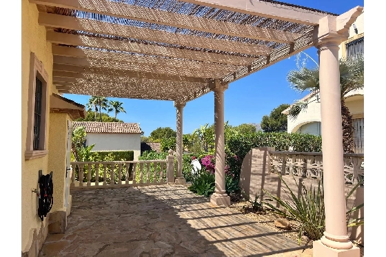 Villa in Calpe zu verkaufen, Wohnfläche 145 m², Klimaanlage, 3 Schlafzimmer, 2 Badezimmer, Pool, ref.: BS-84840333-32