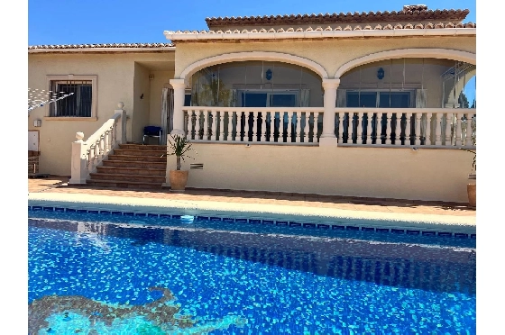 Villa in Calpe zu verkaufen, Wohnfläche 145 m², Klimaanlage, 3 Schlafzimmer, 2 Badezimmer, Pool, ref.: BS-84840333-34