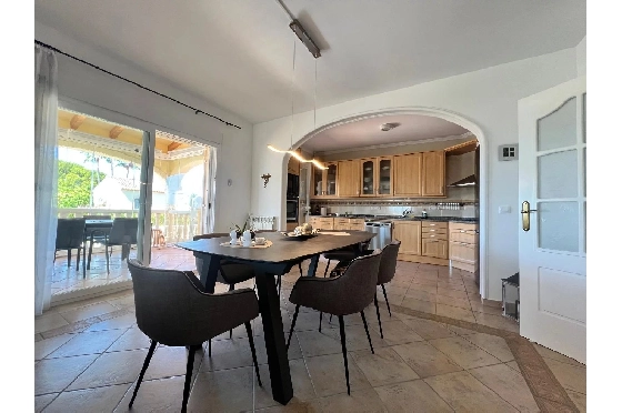 Villa in Calpe zu verkaufen, Wohnfläche 145 m², Klimaanlage, 3 Schlafzimmer, 2 Badezimmer, Pool, ref.: BS-84840333-8