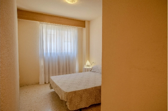 Apartment in Denia zu verkaufen, Wohnfläche 105 m², Baujahr 2000, Zustand gepflegt, + Zentralheizung, Klimaanlage, 3 Schlafzimmer, 2 Badezimmer, Pool, ref.: MG-0424-17