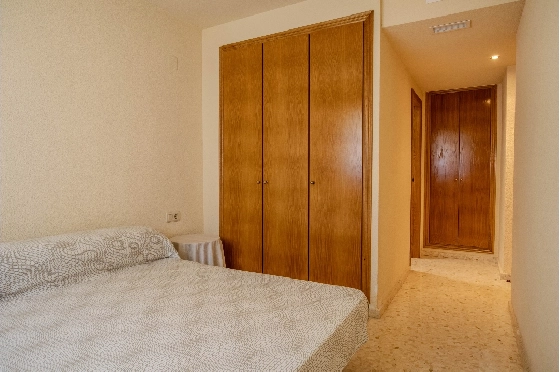 Apartment in Denia zu verkaufen, Wohnfläche 105 m², Baujahr 2000, Zustand gepflegt, + Zentralheizung, Klimaanlage, 3 Schlafzimmer, 2 Badezimmer, Pool, ref.: MG-0424-18