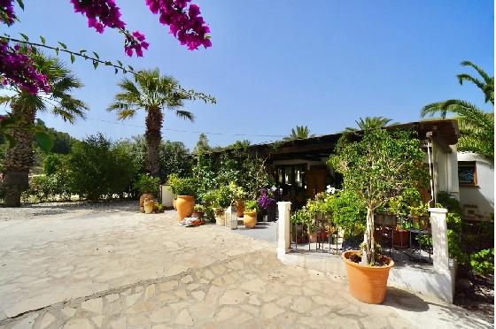 Finca in Benissa(Partida Llenes) zu verkaufen, Wohnfläche 326 m², Klimaanlage, Grundstück 18203 m², 3 Schlafzimmer, 3 Badezimmer, Pool, ref.: CA-F-1784-AMBI-39