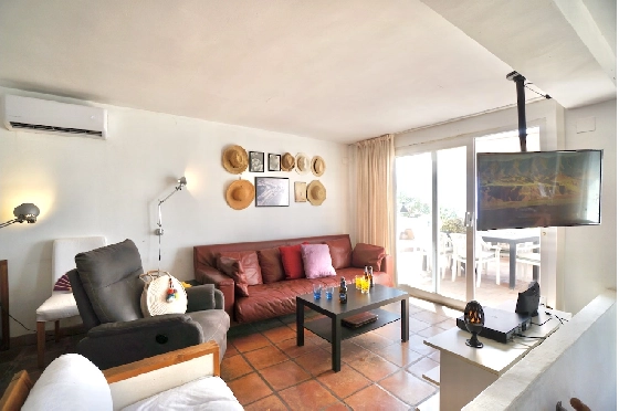 Apartment in Moraira(Moraira Centre) zu verkaufen, Wohnfläche 110 m², Grundstück 440 m², 4 Schlafzimmer, 1 Badezimmer, ref.: CA-A-1789-AMBE-7