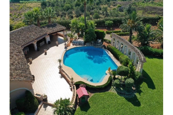 Finca in Benissa(Benissa Centre) zu verkaufen, Wohnfläche 495 m², Grundstück 8800 m², 4 Schlafzimmer, 4 Badezimmer, Pool, ref.: CA-F-1791-AMB-40