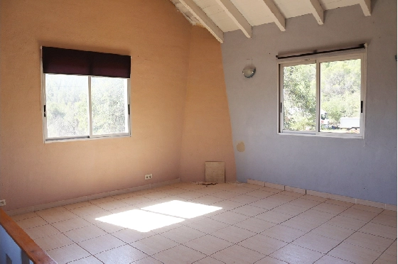 Finca in Jalon zu verkaufen, Wohnfläche 325 m², Grundstück 3520 m², 5 Schlafzimmer, 3 Badezimmer, Pool, ref.: PT-24011-50