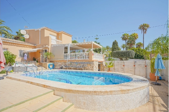 Villa in Calpe(Partida Calalga) zu verkaufen, Wohnfläche 144 m², Grundstück 555 m², 3 Schlafzimmer, 3 Badezimmer, ref.: BP-4418CAL-1