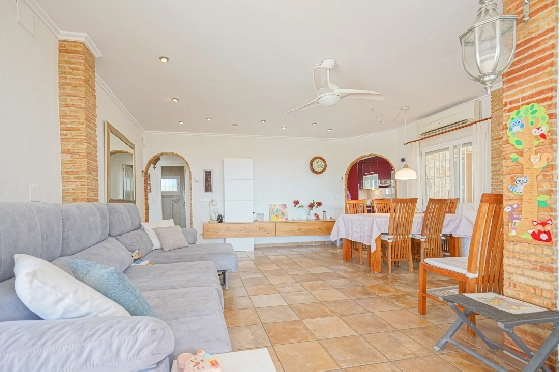 Villa in Calpe(Partida Calalga) zu verkaufen, Wohnfläche 144 m², Grundstück 555 m², 3 Schlafzimmer, 3 Badezimmer, ref.: BP-4418CAL-11