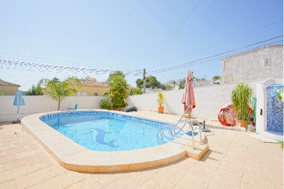 Villa in Calpe(Partida Calalga) zu verkaufen, Wohnfläche 144 m², Grundstück 555 m², 3 Schlafzimmer, 3 Badezimmer, ref.: BP-4418CAL-36