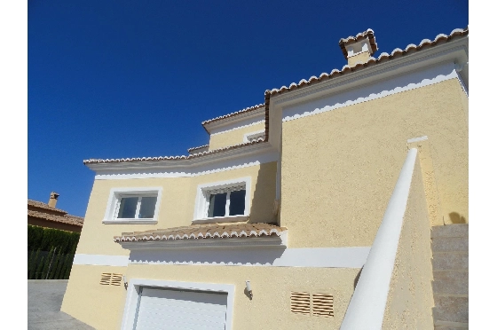 Villa in Calpe(Calpe) zu verkaufen, Wohnfläche 410 m², Klimaanlage, Grundstück 983 m², 3 Schlafzimmer, 3 Badezimmer, Pool, ref.: COB-982-10535-35