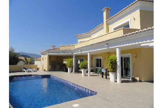 Villa in Calpe(Calpe) zu verkaufen, Wohnfläche 410 m², Klimaanlage, Grundstück 983 m², 3 Schlafzimmer, 3 Badezimmer, Pool, ref.: COB-982-10535-4