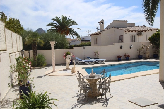 Villa in Calpe(Pla roig) zu verkaufen, Wohnfläche 212 m², Klimaanlage, Grundstück 800 m², 2 Schlafzimmer, 2 Badezimmer, Pool, ref.: COB-3301-10535-32