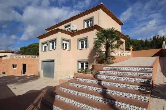 Villa in Calpe(Playa De La Fossa) zu verkaufen, Wohnfläche 331 m², Grundstück 849 m², 5 Schlafzimmer, 3 Badezimmer, Pool, ref.: COB-3317-10535-1