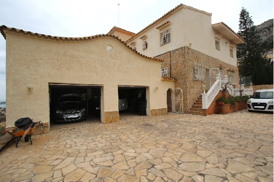 Villa in Calpe(La Canuta) zu verkaufen, Wohnfläche 609 m², Grundstück 3102 m², 4 Schlafzimmer, 4 Badezimmer, Pool, ref.: COB-3330-10535-23