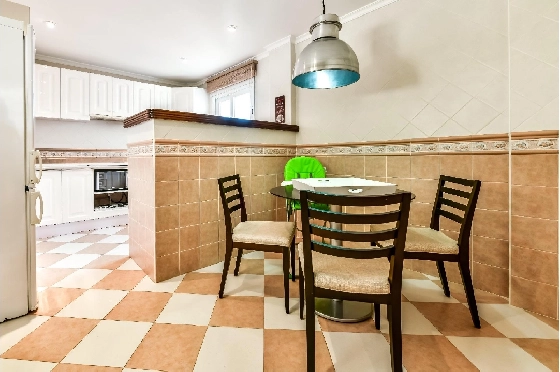 Villa in Calpe(Oltamar) zu verkaufen, Wohnfläche 351 m², Klimaanlage, Grundstück 1170 m², 6 Schlafzimmer, 6 Badezimmer, Pool, ref.: COB-3365-10535-46