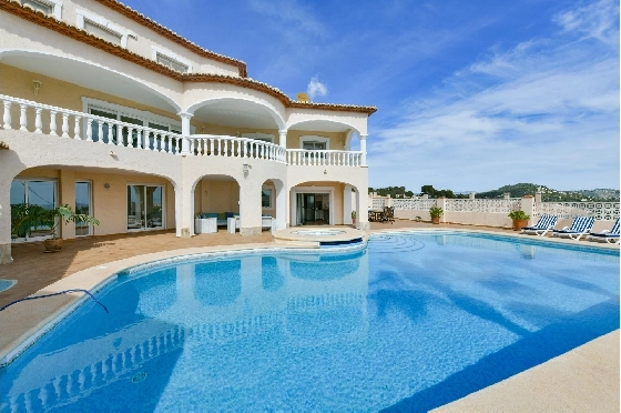 Villa in Calpe(Oltamar) zu verkaufen, Wohnfläche 351 m², Klimaanlage, Grundstück 1170 m², 6 Schlafzimmer, 6 Badezimmer, Pool, ref.: COB-3365-10535-6