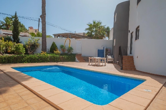 Villa in Benissa(San Jaime) zu verkaufen, Wohnfläche 240 m², Klimaanlage, 6 Schlafzimmer, 3 Badezimmer, Pool, ref.: COB-3449-10535-38