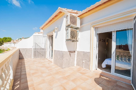 Bungalow in Calpe(Garduix) zu verkaufen, Wohnfläche 110 m², Klimaanlage, 2 Schlafzimmer, 2 Badezimmer, Pool, ref.: COB-3468-10535-13