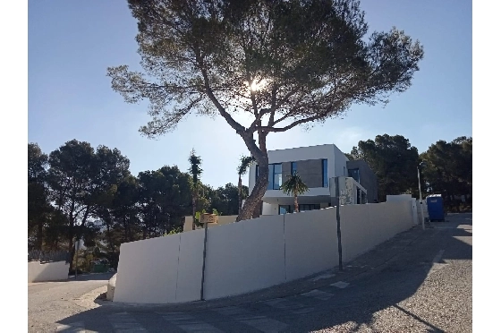 Villa in Moraira zu verkaufen, Wohnfläche 394 m², Baujahr 2020, Klimaanlage, Grundstück 800 m², 4 Schlafzimmer, 3 Badezimmer, Pool, ref.: AM-11509DA-4