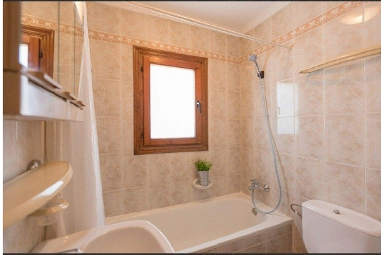 Villa in Calpe zu verkaufen, Wohnfläche 90 m², + Ofen, Klimaanlage, Grundstück 800 m², 3 Schlafzimmer, 1 Badezimmer, Pool, ref.: AM-11853DR-18