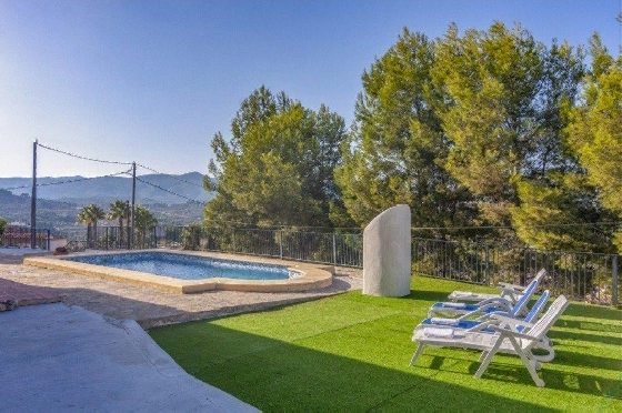 Villa in Calpe zu verkaufen, Wohnfläche 90 m², + Ofen, Klimaanlage, Grundstück 800 m², 3 Schlafzimmer, 1 Badezimmer, Pool, ref.: AM-11853DR-7