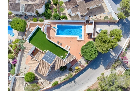 Villa in Moraira zu verkaufen, Wohnfläche 176 m², Klimaanlage, Grundstück 1050 m², 4 Schlafzimmer, 2 Badezimmer, Pool, ref.: AM-12011DA-19