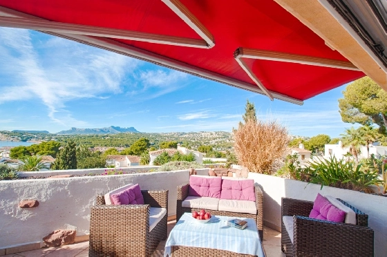 Villa in Moraira zu verkaufen, Wohnfläche 326 m², Baujahr 1975, Klimaanlage, Grundstück 791 m², 6 Schlafzimmer, 6 Badezimmer, Pool, ref.: AM-12082DA-12