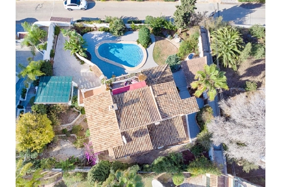 Villa in Moraira zu verkaufen, Wohnfläche 326 m², Baujahr 1975, Klimaanlage, Grundstück 791 m², 6 Schlafzimmer, 6 Badezimmer, Pool, ref.: AM-12082DA-6