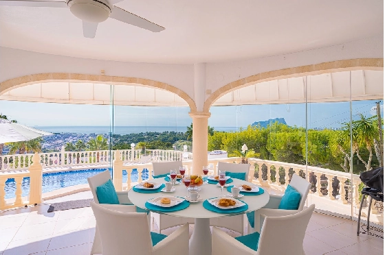 Villa in Moraira(San Jaime) zu verkaufen, Wohnfläche 315 m², Grundstück 1235 m², 4 Schlafzimmer, 3 Badezimmer, Pool, ref.: CA-H-1695-AMB-1