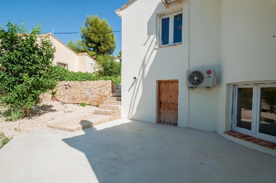 Villa in Calpe(Carrio) zu verkaufen, Wohnfläche 364 m², Grundstück 1197 m², 4 Schlafzimmer, 3 Badezimmer, Pool, ref.: COB-3471-10535-24