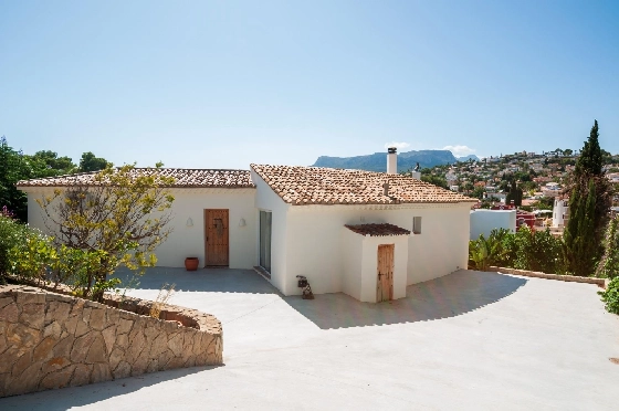 Villa in Calpe(Carrio) zu verkaufen, Wohnfläche 364 m², Grundstück 1197 m², 4 Schlafzimmer, 3 Badezimmer, Pool, ref.: COB-3471-10535-31