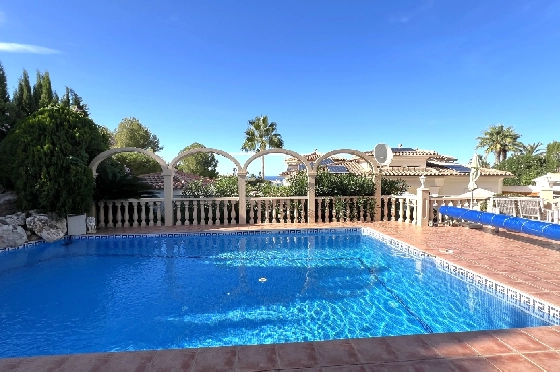 Villa in Denia(Marquesa VI) zu verkaufen, Zona de estar 122 m², Baujahr 2001, Zustand gepflegt, + Fussbodenheizung, Klimaanlage, Terreno 802 m², 4 Dormitorio, 3 Bano, Pool, ref.: SC-T0924-31