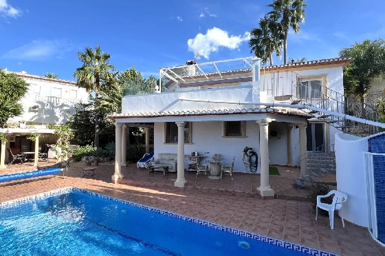 Villa in Denia(Marquesa VI) zu verkaufen, Espace de vie 122 m², Baujahr 2001, Zustand gepflegt, + Fussbodenheizung, Klimaanlage, Terrain 802 m², 4 Chambres à coucher, 3 Salle de bain, Pool, ref.: SC-T0924-33