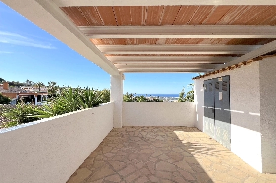 Villa in Denia(Marquesa VI) zu verkaufen, Woongedeelte 122 m², Bouwjaar 2001, Zustand gepflegt, + Fussbodenheizung, Klimaanlage, Grondstuk 802 m², 4 Slaapkamer, 3 Badkamer, Pool, ref.: SC-T0924-43